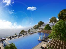 Moksha Himalaya Spa Resort，位于卡绍利的酒店