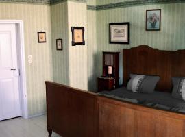 Landhof Liebsch, mit Pool und Sauna，位于Jerichow的酒店