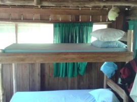 Hotel naineku lodge，位于Puerto Nariño的酒店