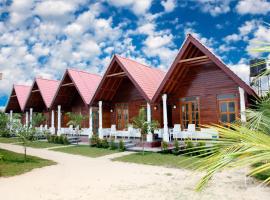 Elegant Green Beach Resort，位于亭可马里的酒店