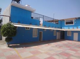 Hotel Avenida Cardonal，位于Cardonal的酒店