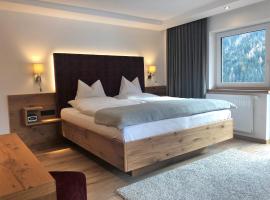 Hotel Garni Central - Zimmer - Studios - Apartments，位于卡普尔的酒店