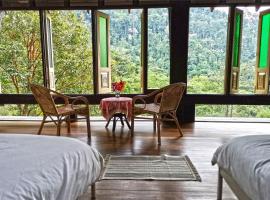 Langit Rimba Resort，位于芙蓉的住宿加早餐旅馆