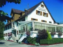 拜耶里斯彻霍夫雷林斯酒店