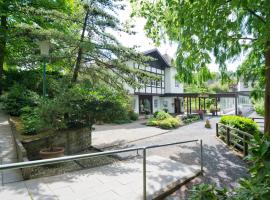 曼戈尔德罗曼蒂克瓦尔德酒店，位于贝尔吉施格拉德巴赫的酒店