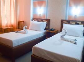 Rosalina Garden Hotel - Roxas, Or. Mindoro，位于Calapan的酒店