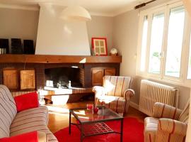 maison spacieuse renovée，位于Longeville-en-Barrois的酒店