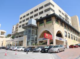 Saray Hotel Amman，位于安曼阿尔巴尔卡应用大学附近的酒店