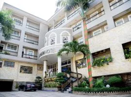 Ha Trinh Hotel