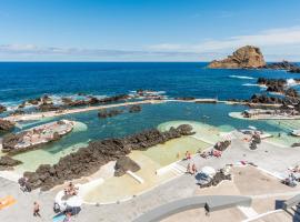 自然水马德拉酒店，位于莫尼兹港的精品酒店