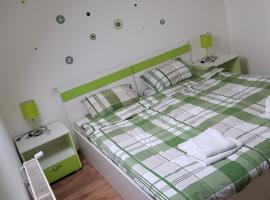 Zenit Master，位于Păuliş的酒店