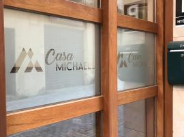 Hostal Casa Michaels，位于埃布罗河畔莫拉的酒店