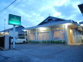 The Abidin Hotel Syari'ah，位于Padang的酒店