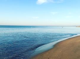 Riva dei Greci Camping Village，位于梅坦蓬托的酒店