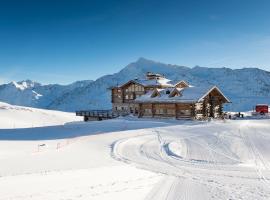Sunny Valley Mountain Lodge，位于博尔米奥的酒店