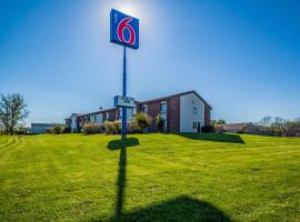 Motel 6-Saukville, WI，位于Saukville的酒店