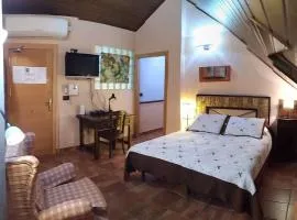 -4-MEJOR QUE EN CASA, parking 5eu al día según disponible, en el centro historico de Ubeda