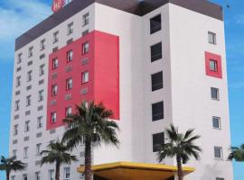 Hotel Hi ! Torreon Aeropuerto-Galerías，位于托雷翁Benito Juarez附近的酒店