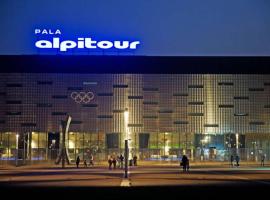 Attico Lux Turin，位于都灵的酒店