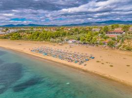 Coral Blue Beach Hotel Gerakini，位于基拉奇尼的酒店