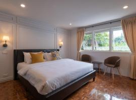 The Mellow Pillow Hotel @ Chiang Mai Gate，位于清迈海雅的酒店