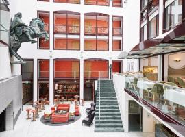 Living Hotel Großer Kurfürst，位于柏林的酒店