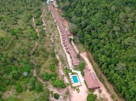 牙岛天堂海滩度假村，位于奈岛的酒店