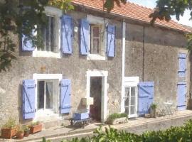 La Maison de Lavande，位于Queaux的酒店