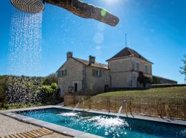 Gîtes Les Deux Abbesses en Vert，位于Mareuil-sur-Belle的酒店