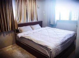Sawang Hotel Lomsak，位于Ban Nam Phung的酒店