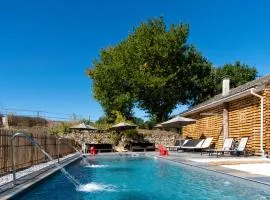 Les Deux Abbesses en Vert | La Grande Maison B&B