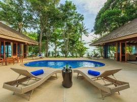 Koh Jum Beach Villas "A member of Secret Retreats"，位于俊穆岛的度假村
