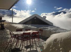 Ferienwohnung Lenzerheide - Lain，位于伦策海德Skilift Obermutten Platter附近的酒店