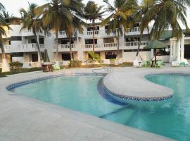 HOTEL GOLDEN BEACH，位于卡塔赫纳的酒店