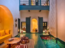 达尔巴拉卡卡拉姆Spa庭院旅馆，位于马拉喀什的摩洛哥传统庭院