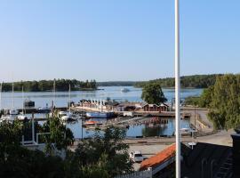 Vaxholm Seaview Cottage，位于瓦克斯霍尔姆的酒店