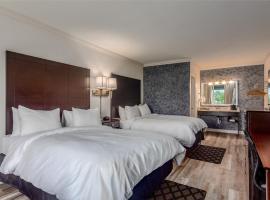 Fairway Inn，位于Berryville的酒店