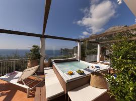 AMORE RENTALS - Villa Giove，位于纳拉诺的酒店