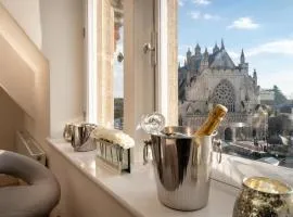 Cathedral View - An Exclusive Private Apartment on Cathedral Green, Exeter