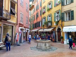 Appartamento Riva Del Garda，位于加尔达湖滨的酒店