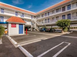 Motel 6 Monterey Park，位于蒙特利公园市的酒店