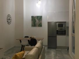 Apartamento nuevo en casa tipo palacio，位于加的斯的家庭/亲子酒店