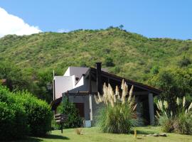 Cabañas Loma Azul，位于贝尔格拉诺将军镇的木屋