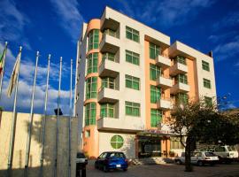 Hera Addis Hotel，位于亚的斯亚贝巴的酒店
