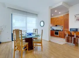 Central Apartment in St Julian's, Perfect for Families