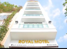 Royal Hotel，位于海防的汽车旅馆