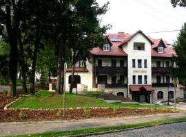 Stary Zdrój，位于波兰尼卡-兹德鲁伊的酒店
