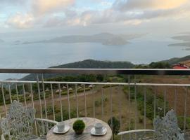 微风大雅台公寓式酒店，位于大雅台的分契式公寓