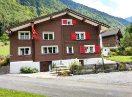 Glärnisch Blick，位于Hinterdorf的酒店