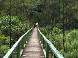 Vamoose Bhutia Homestay，位于Padamchen的酒店